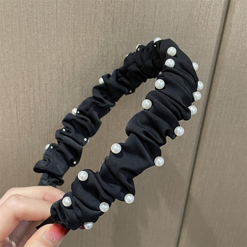 2203074 (15) 2202052B  2.4