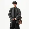 Elegante cárdigan de cuello alto estilo americano para primavera y otoño, suéter de punto a rayas color block simple y elegante, prenda de abrigo para hombre