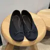 Versión de piel de oveja ~ Zapatos planos simples estilo francés con punta redonda, lazo y escote bajo, nuevos y versátiles zapatos Mary Jane planos