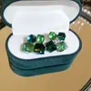 Brincos de Flor com Cravação de Diamantes, Agulha de Prata Esmeralda, Luxo Leve, Alto Padrão, Brincos Requintados, Brincos de Moda Feminina, Design de Nicho