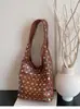Bolsa de Ombro Casual da Moda 2026 Transfronteiriça com Rebites, Bolsa Popular Feminina de Axila, Bolsa Saco de Grande Capacidade