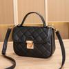 Bolso Cuadrado Estampado Retro de Color Contrastante 2026 Invierno Clásico Bolso de Hombro Acolchado Bordado para Mujer, Moderno y Versátil Bolso para Teléfono Móvil con Cierre de Hebilla