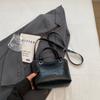 Bolso de Mano Pequeño de Moda 2025 Nuevo Textura Retro Cuero Aceitoso Color Puro Bolso Cubo Cruzado de Hombro para Viajes Diario para Mujer