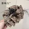 2026 Nuevo Estilo Pinza para el Cabello con Lazo Grande de Terciopelo Rojo, Accesorio para el Cabello para Niñas, Tocado de Princesa Nupcial de Borla de Alta Gama