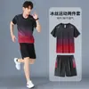 Traje de verano de manga corta de seda helada para hombre, secado rápido, ropa de baloncesto, ropa de bádminton y fitness, pantalones cortos, moda de verano