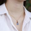 Collar de tesoro con diseño de cuadros geométricos de minería en caliente transfronteriza europea y americana para mujer, cadena de clavícula con gemas bicolores de plata S925, personalización de lujo ligera