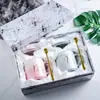 Amazon se especializa en Tazas Cerámicas Nórdicas con Patrones de Mármol y Cucharas, Vasos de Agua, Tazas de Café y Cajas de Regalo que se Pueden Personalizar
