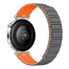 Adequado para o Huawei GT7 Pro, esta é uma pulseira de relógio de silicone de encaixe por pressão com padrão quadriculado e fecho magnético, compatível com o Huawei Watch 5