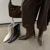Botas femininas de perna larga feitas de couro bovino de duas camadas, novo estilo outono e inverno, bico quadrado, salto kitten, salto médio, botas femininas curtas de calçar, botas de perna reta