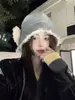 Chapéu de Pelúcia Doce Estilo Coreano para Outono e Inverno para Mulheres, Forrado com Fleece e Espessado, Dupla Face com Abas de Orelha Removíveis, Chapéu Lei Feng para Afinar o Rosto