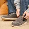 Novo Estilo de Outono Sapatos Caracol com Fivela Giratória para Meninos Tamanho Grande Mocassins Casuais de Solado Macio Sapatos de Couro Finos para Dirigir Couro Genuíno 45