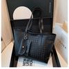 Bolsa de Mão Grande com Textura de Tecido Estilo Moda Verão 2026 Bolsa de Ombro para o Dia a Dia Bolsa Tote de Viagem