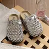 Diadema de Tejido Hueco para Bebé Sandalias Nuevo Estilo 2026 Niñas Verano Exterior Transpirables Chanclas Suela Gruesa Moda Playa