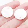 Mezcla de 6 Tipos de Colgantes Redondos Blancos Naturales de Agua Dulce con Agujero Único de Concha para Hacer a Mano Pulseras de Cadena para la Cintura Accesorios de Joyería