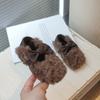 Zapatos Casuales de Algodón para Niños con Suela Gruesa, Slip-On, Nuevo Estilo Invierno 2026, Zapatos Peludos con Lazo para Niñas, Versión Coreana