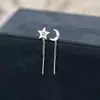 Cuffs de Oreja de Plata de Ley s925 Estrella Luna Moda Femenina Versátiles Pendientes Estrella Luna Sentido de Diseño de Nicho Cuidado del Agujero de la Oreja Joyería de Oreja de Moda