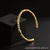Pulsera de Acero Inoxidable Transfronteriza para Mujer, Pulsera Circular de Lujo con Baño Galvánico, Antidesvanecimiento, con Diamantes, Joyería de Pulsera de Acero de Titanio de Lujo Ligero