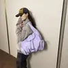 Bolso plisado estilo coreano para mujer, moderno y versátil, bolso de hombro de nailon de gran capacidad, bolso tote casual para estudiante y persona que va al trabajo