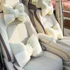 Acessórios para Carro Novos 2026: Apoio de Cabeça e Almofada Estilo Chanel em Formato de Borboleta, Apoio de Cabeça Confortável Bege com Suporte Lombar