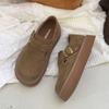 Sapatos Birkenneth Vintage All-inclusive Femininos 2024 Outono Novo Estilo Vestido Plataforma de Sola Grossa Elevado Slip-on Amor Sapatos de Camada Única