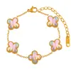 Estilo Ins Europeu e Americano Trevo da Sorte de Quatro Folhas Moda Pulseira de Aço Titânio para Mulheres, Luxo Leve Banhado a Ouro 18K, Joia de Madrepérola que Não Desbota