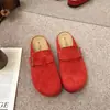 Zapatos Birkenstock estilo retro para mujer, nuevos mules cerrados de suela gruesa para otoño 2026 para uso en exteriores, pantuflas Birkenstock informales para mujer