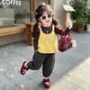 Conjunto Estilo Coreano para Niñas Primavera Otoño 2026 Nuevo Chaleco Suéter para Bebé Ropa de Otoño Conjunto de Tres Piezas Súper Lindo para Niños