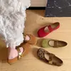 Sapatos rasos femininos com estampa de leopardo, novo modelo verão 2026, estilo retrô confortável, fecho de velcro, bico fino, sapatos de sola macia