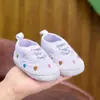 Novedad de Primavera y Otoño Moda Bordada Zapatos de Lona para Bebé Niña Suela Suave Zapatos para Bebé Niña y Niños Pequeños de 0 a 1 Año Venta al por Mayor Transfronteriza