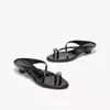 Em Estoque~Estação Europeia Verão Novo Padrão Crocodilo Metal Slip-On Tira Cruzada Salto Gatinho Roupa Externa Sandálias de Salto Baixo para Mulheres