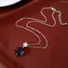 Conjunto de collar y pendientes con colgante de flor de circonita con forma de diamante para mujer, exquisito, moderno, versátil, elegante, con sentido del diseño, joyería de lujo ligero
