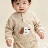 Conjunto de Moletom com Gola Alta e Bordado de Cachorro para Menino Primavera/Outono com Calça Longa de Punho Conjunto Casual para Criança Pequena Roupa de Casa Roupa para Exterior