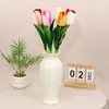 Tulipán de Cabeza Única Transfronterizo Accesorios y Adornos de Fotos Antiguas Tablero de Fondo para Disparos Suministro Directo del Fabricante Flores Artificiales