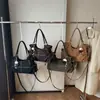Bolso Retro para Motocicleta Bolso Tote de Gran Capacidad para Mujer 2025 Bolso Cruzado para Viajes Diarios Casual Bolso de Hombro Popular de Moda de Este Año
