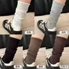 Meias de cano médio com barra enrolada para mulheres, estilo fino para primavera e outono, cor sólida, meias de tricô, versátil para panturrilhas, estilo fino para primavera e outono, fabricante de meias femininas