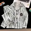 Estilo Novo para Primavera e Outono, Conjunto Longo de Manga Longa e Calça Longa para Meninas, Desenho Cartoon Confortável para Casa com Gola de Boneca e Design de Algodão Nuvem, Roupa Pai-Filha