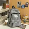 Mochila Pequeña Dulce y Linda para Niña de Nuevo Estilo Primaveral de Alto Valor Estético para Salidas de Primavera, Bolso Escolar Estilo Universitario a Cuadros para Estudiante