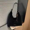 Nova Bolsa de Ombro Suede Casual Retrô Outono/Inverno 2026 para Mulheres, Bolsa Tote Transversal Elegante de Moda Estilo Preguiçoso