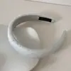 2026 Versión Coreana Diadema de Ala Ancha Diadema de Niña Dulce Antideslizante con Dientes Moda Juvenil Accesorio para el Cabello Pinza para el Cabello