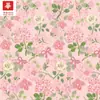 Tecido 100% algodão 40S estampado com pequenas estampas florais, adequado para vestidos femininos e infantis, camisas e artesanato DIY, disponível em estoque