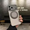 Adecuado para carcasa Fulcrum esmerilada para iPhone 17, todo incluido, para Apple 16Promax, soporte giratorio invisible, funda magnética para teléfono