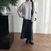 Saia midi plissada de tricô branca para mulheres, nova coleção outono/inverno 2026, cintura elástica, silhueta evasê, barra fluida, design de cauda de peixe, moderna