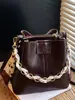 Bolso de Cubo Casual de Gran Capacidad 2025 Invierno Nuevo Estilo Coreano Bolso de Hombro Único Cruzado Bolso de Aspecto Caro Estilo Occidental para Mujer