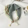 Pañuelo pequeño cuadrado de algodón y lino con borlas de 58 cm Protector de cuello Bufanda suave Pañuelo decorativo para la cabeza Pañuelo floral Retro Pequeño Fresco