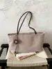 Bolso tote texturizado vintage de alta gama estilo coreano para mujer, nueva moda 2026, versátil, gran capacidad, para ir al trabajo, bajo el brazo