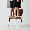 Mesa de Comedor y Sillas Nórdicas Modernas Minimalistas de Lujo Ligero Tipo Nube para Sala de Estar y Comedor, Sillas de Comedor Minimalistas de Estilo Italiano con Cojín Suave
