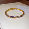 Pulsera wrap de diamantes de colores inspirada en la dopamina, una pieza lujosa y de alta gama, un diseño nuevo y único, una pieza de joyería deslumbrante y llamativa para mujer