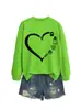 Sudadera casual simple divertida versátil de manga larga para mujer con diseños de corazón, gafas, lápiz y libro - En stock en Amazon