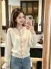 Nuevo cárdigan de punto con volantes estilo otoño, botones de un solo pecho, versátil y suave, chaqueta estilo dulce coreano con un diseño único
