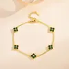 Pulsera de Plata de Ley S925 de Cinco Flores para Mujer con Circonita Blanca Trébol de Cuatro Hojas Nicho Lujo Accesible Pulsera Totalmente Diamantada Versátil Nuevo Estilo 2025